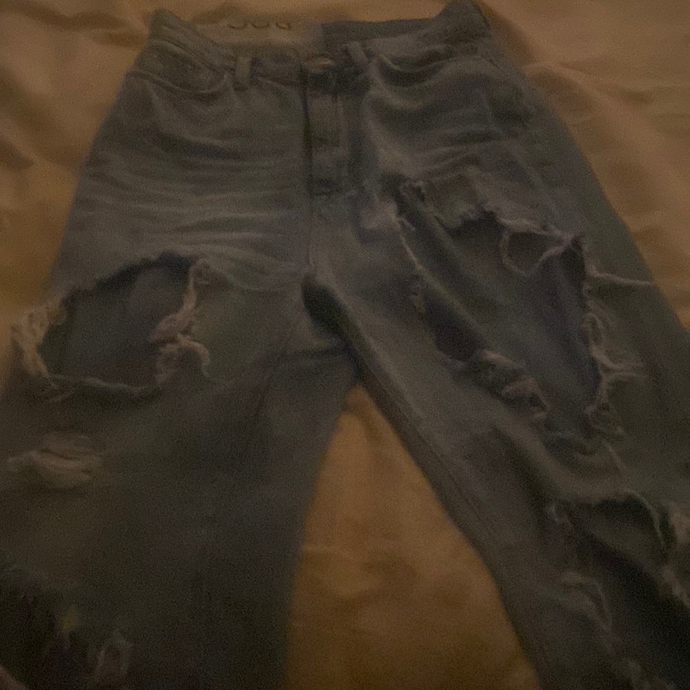 Bdg ripped jeans